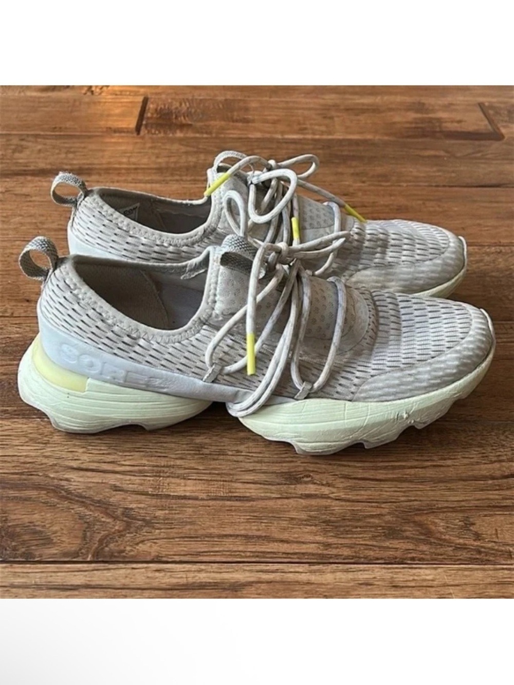 Sorel Kinetic Impact Lace Sneakers Dark Stone Moonstone Gray Yellow Size 8